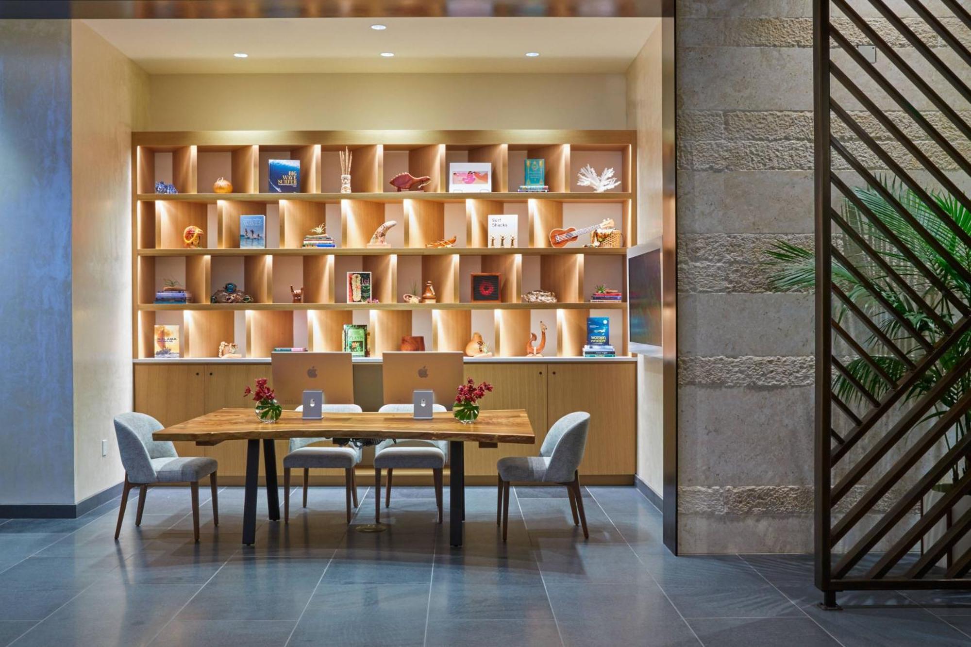 Renaissance Honolulu Hotel & Spa Экстерьер фото