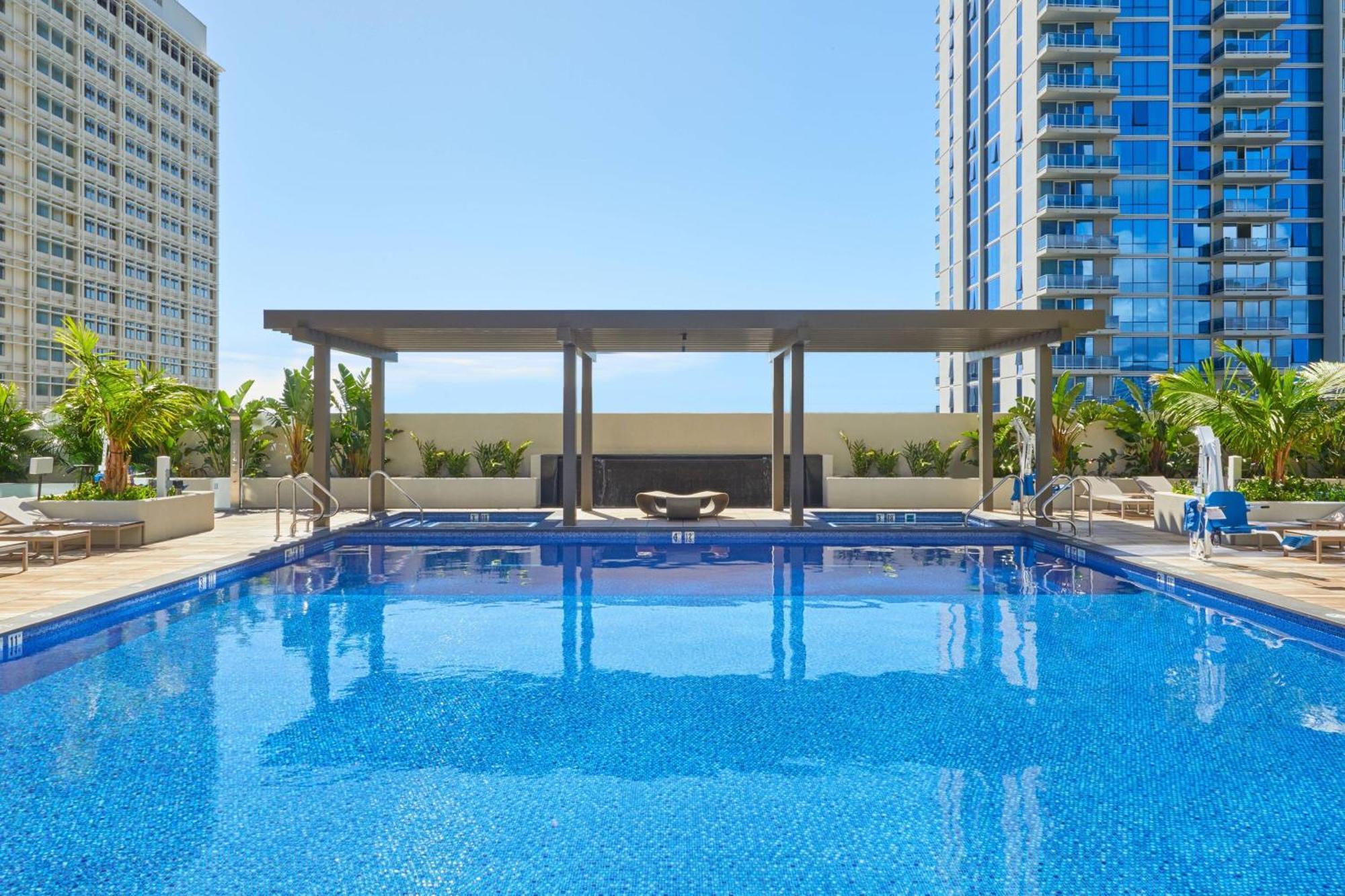 Renaissance Honolulu Hotel & Spa Экстерьер фото
